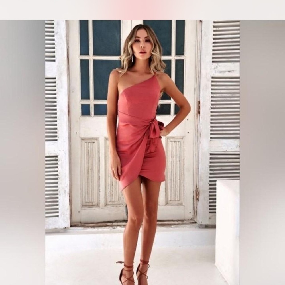 Hello Molly One-Shoulder Plum Dress